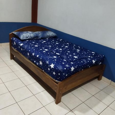 Hospedaje Mas Tarapoto Eksteriør billede