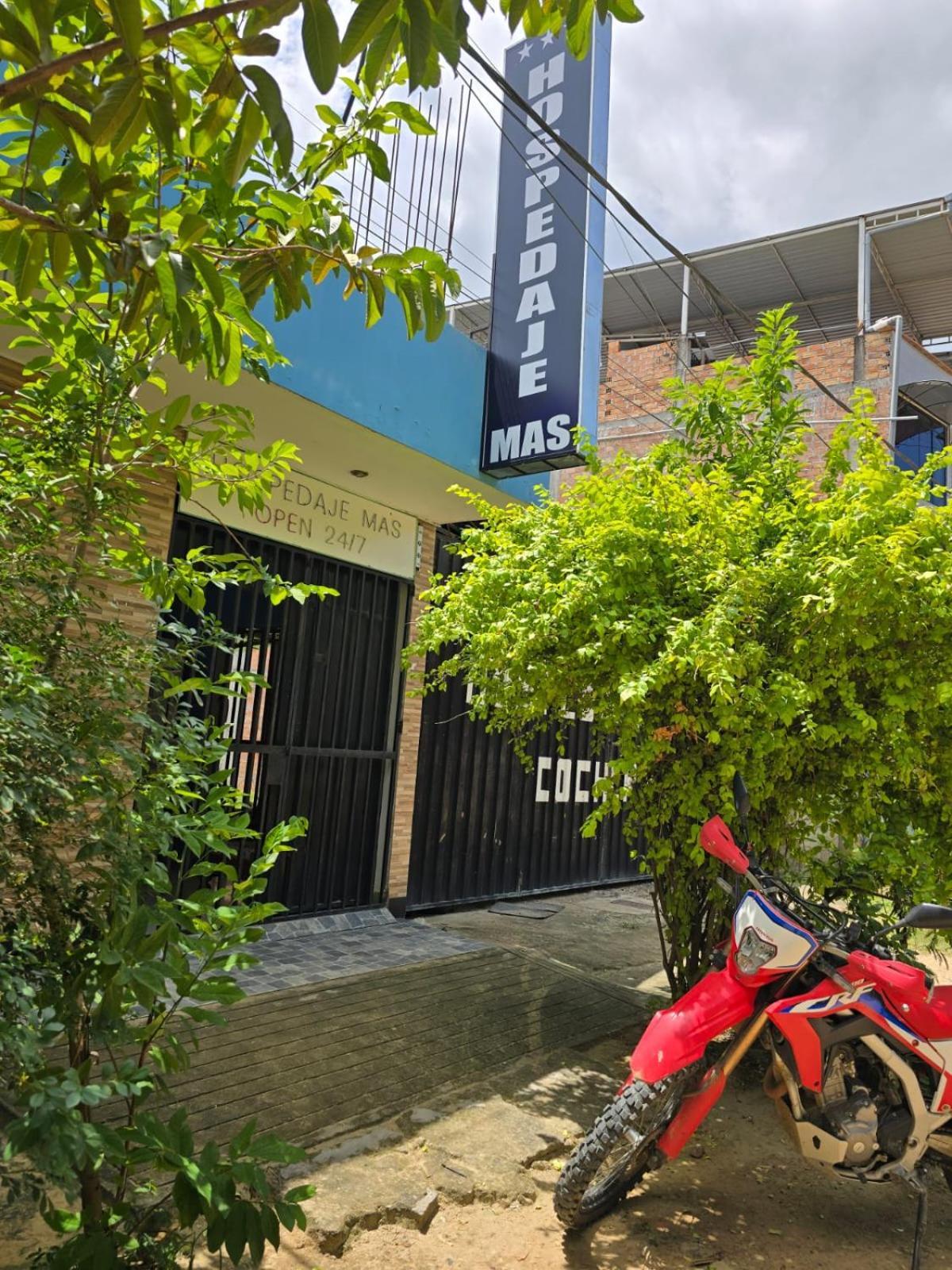 Hospedaje Mas Tarapoto Eksteriør billede