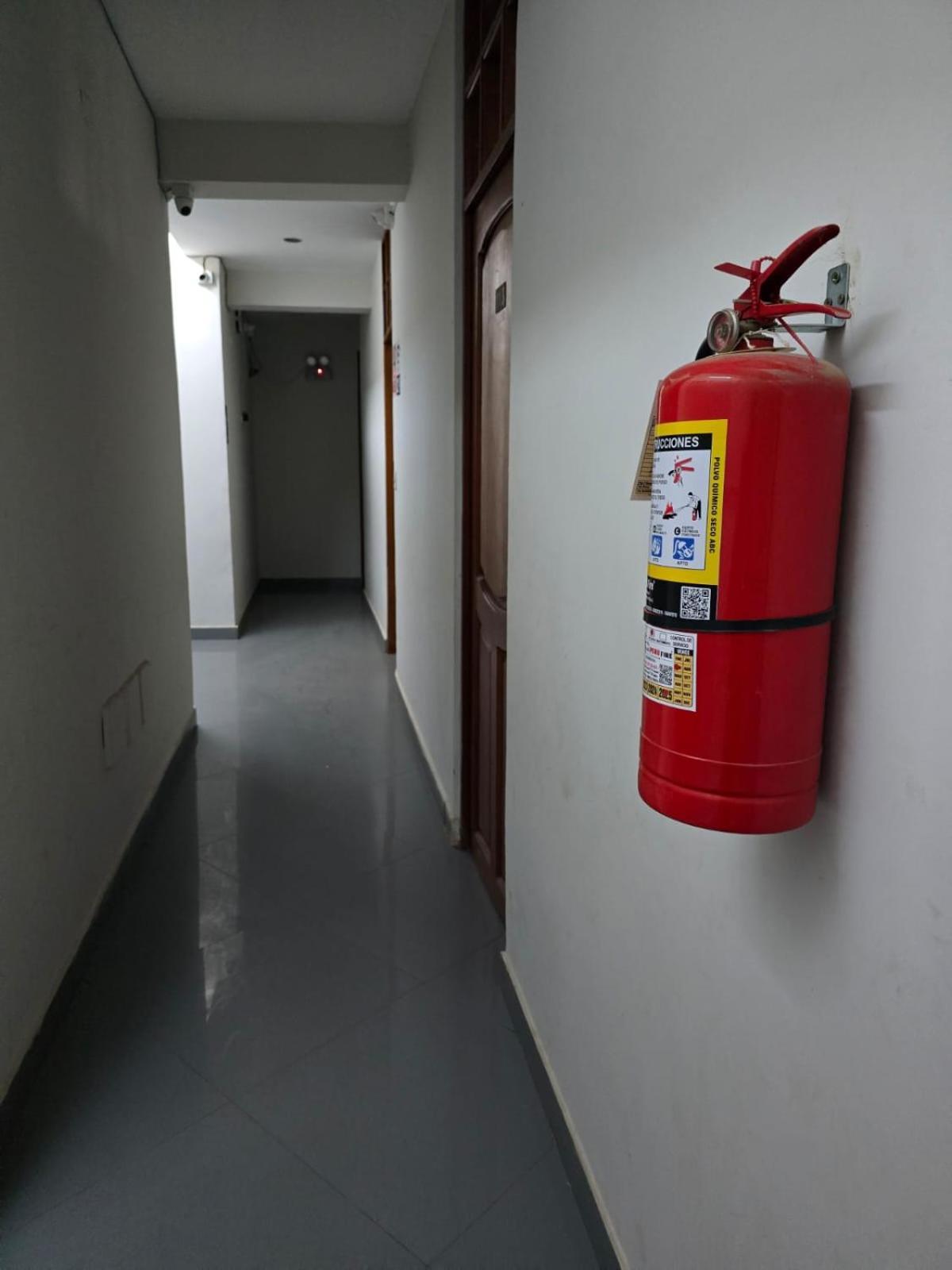 Hospedaje Mas Tarapoto Eksteriør billede