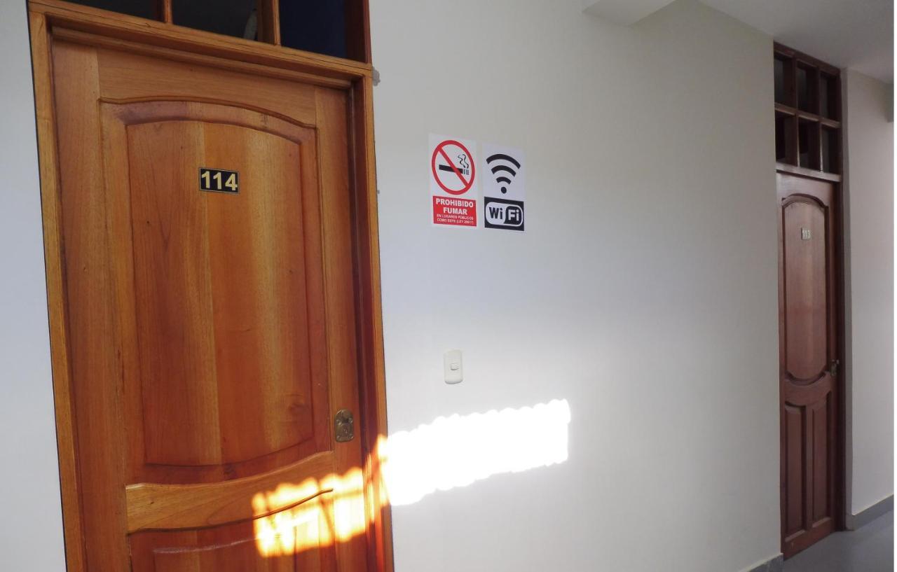 Hospedaje Mas Tarapoto Eksteriør billede